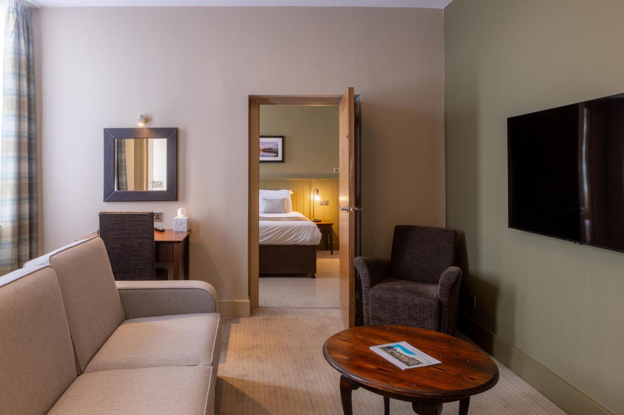 Rosslea Hall Hotel Rhu Rum bild