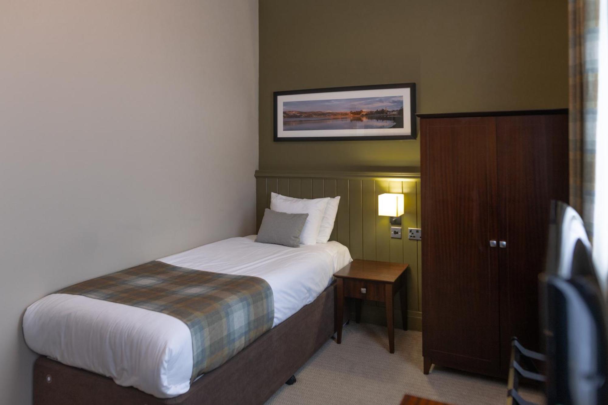 Rosslea Hall Hotel Rhu Rum bild